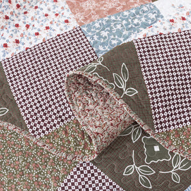 HoneiLife pillow cases complete the set with coordinating design.