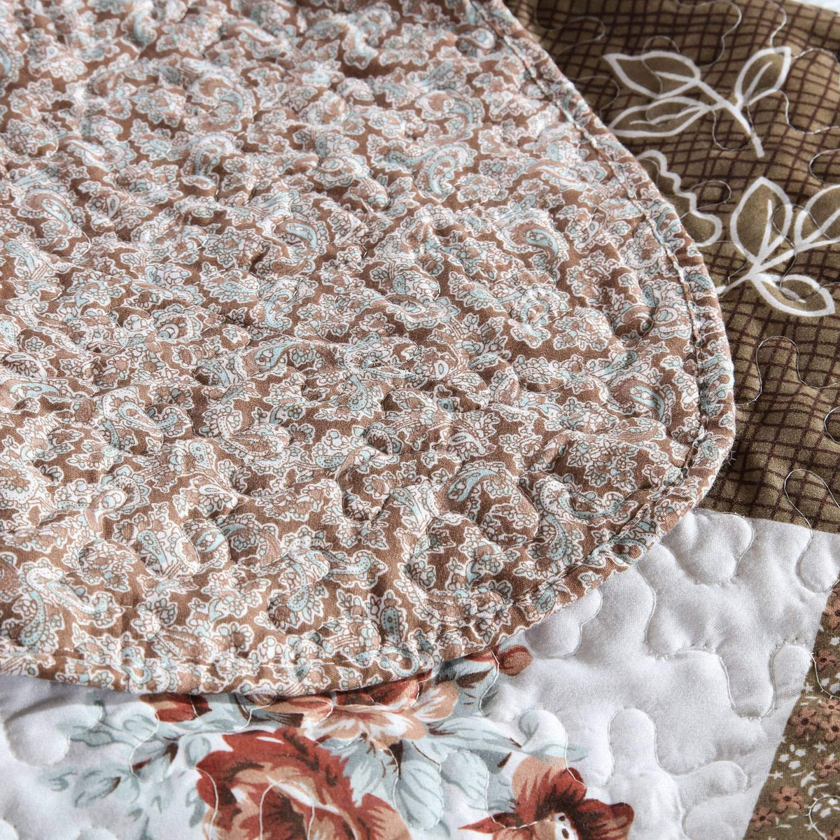 HoneiLife prewashed quilt offers immediate softness on arrival.