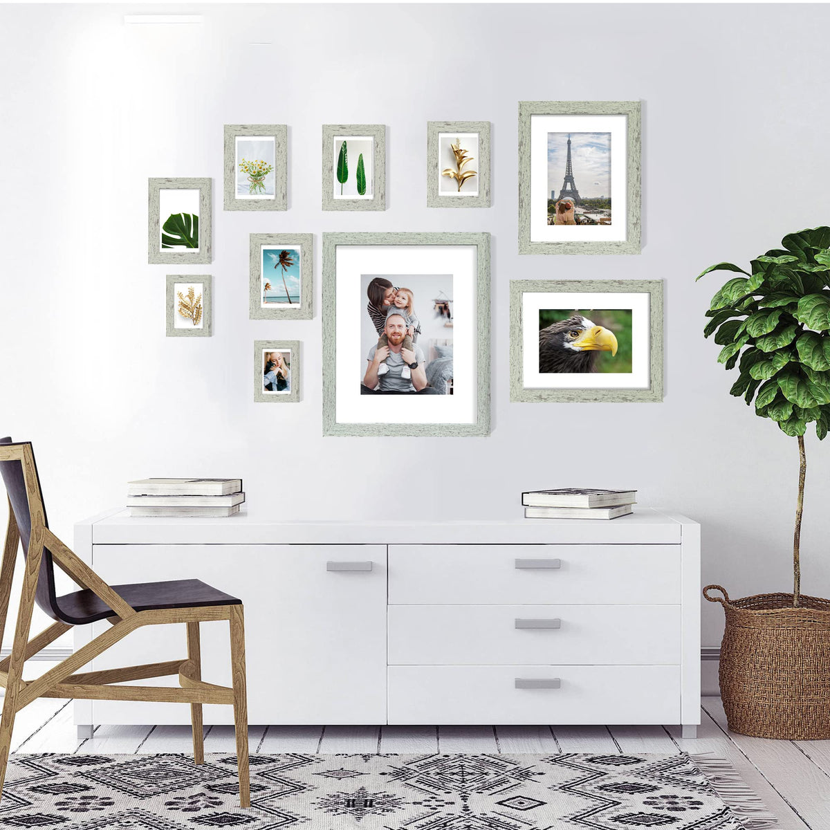 Hongkee wall-mount back panel enables easy vertical hanging.