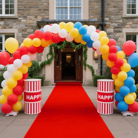 HONKKTHY red carpet helps reduce floor noise and enhance ambience.