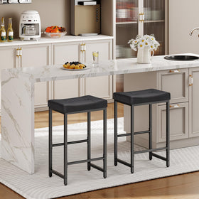 HOOBRO bar stool with black PU upholstery offering soft, durable comfort.