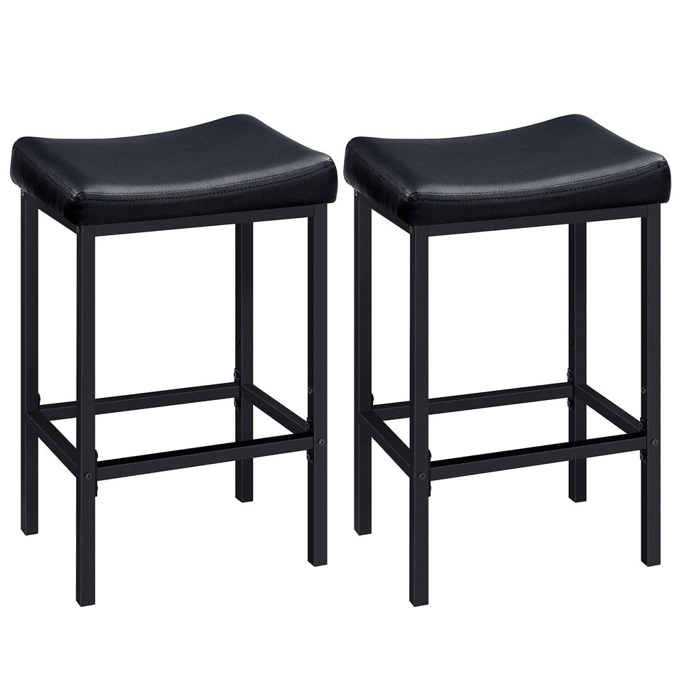 HOOBRO bar stools with saddle seat curved surface offer comfortable seating at the counter