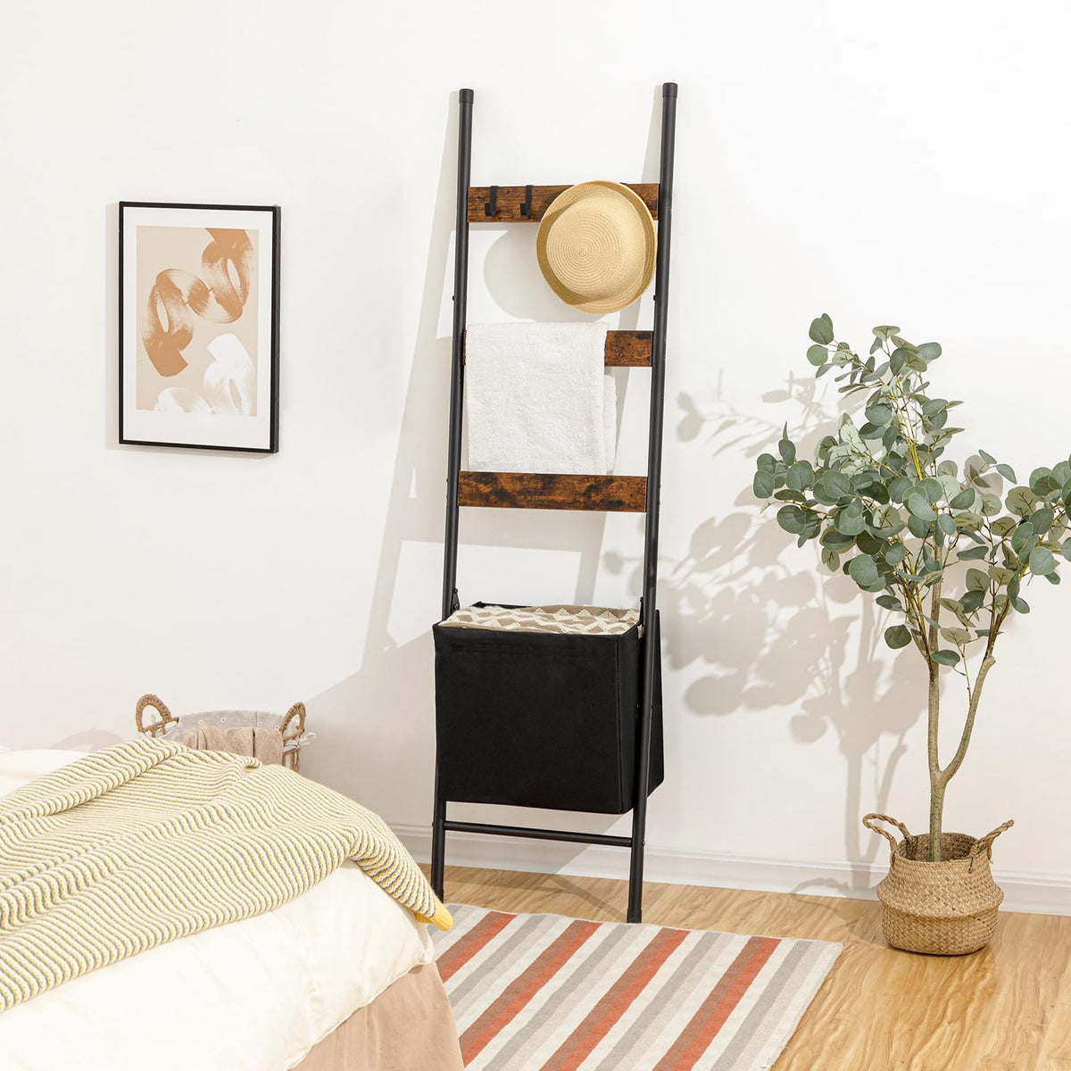 HOOBRO storage basket and rack keep small items neatly contained