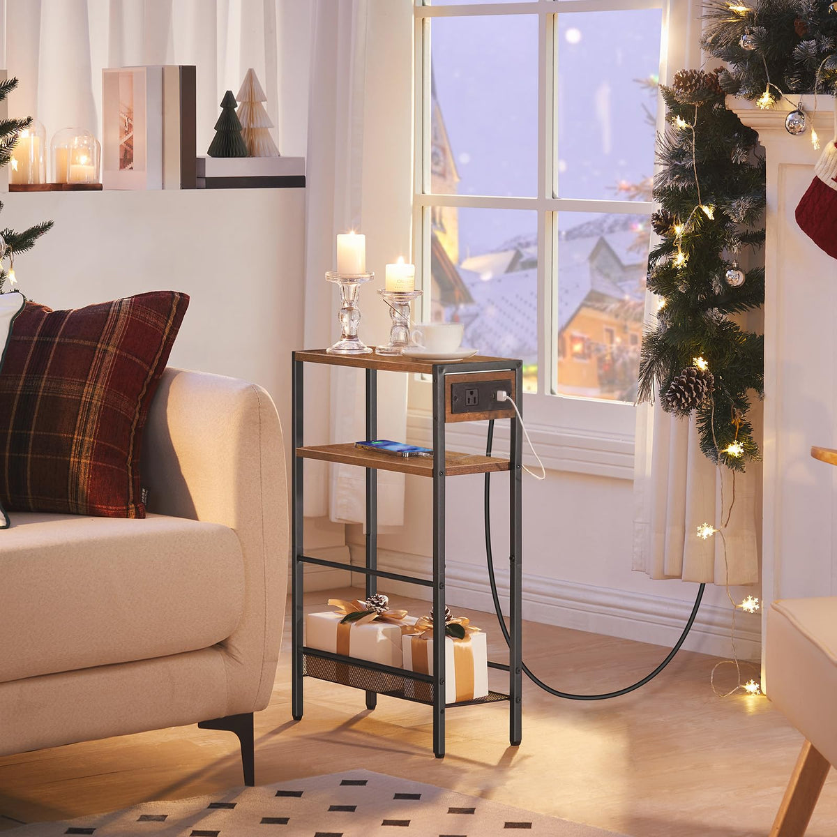 HOOBRO end table with three open shelves for storage