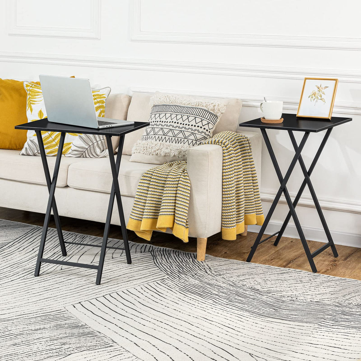 HOOBRO folding TV tray table with spacious surface, accommodates coffee, snacks, and lamp.