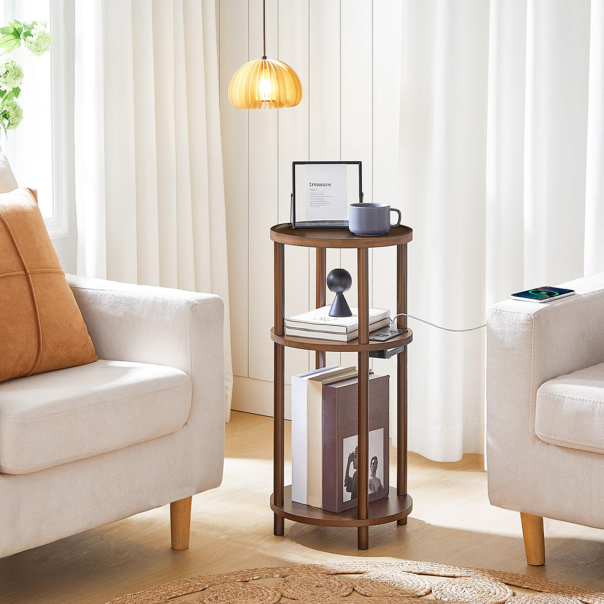 HOOBRO guard rail keeps items secure on the round end table