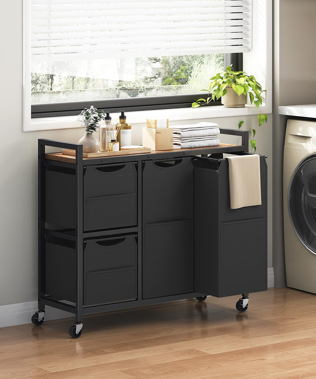 HOOBRO sorter on wheels and shelf for easy movement around the home