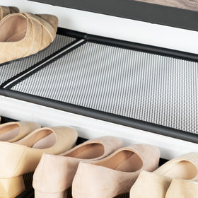 HOOBRO entryway organization reduces clutter and creates welcoming space.