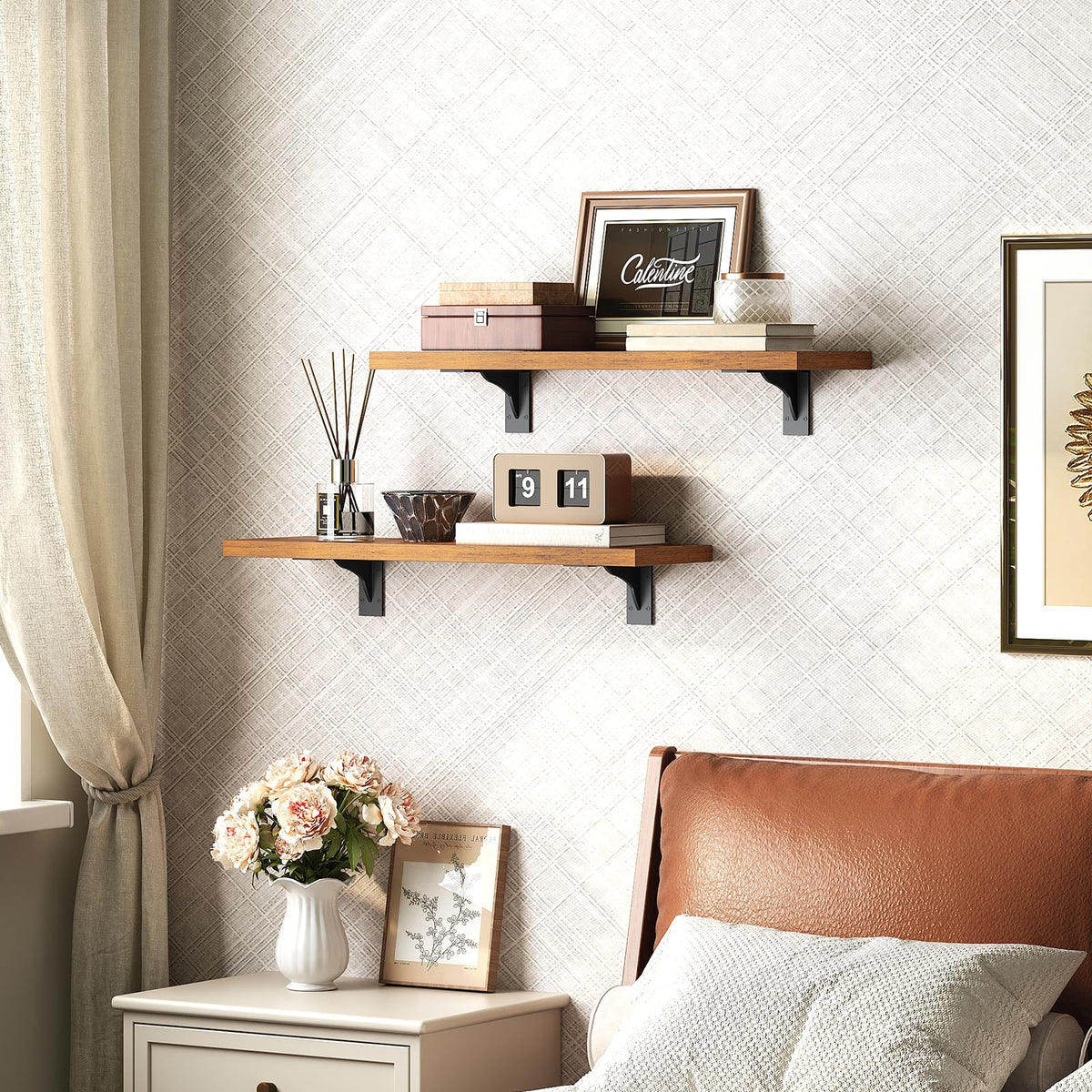 HOOBRO wall-mounted shelves ideal for living room display and organization.