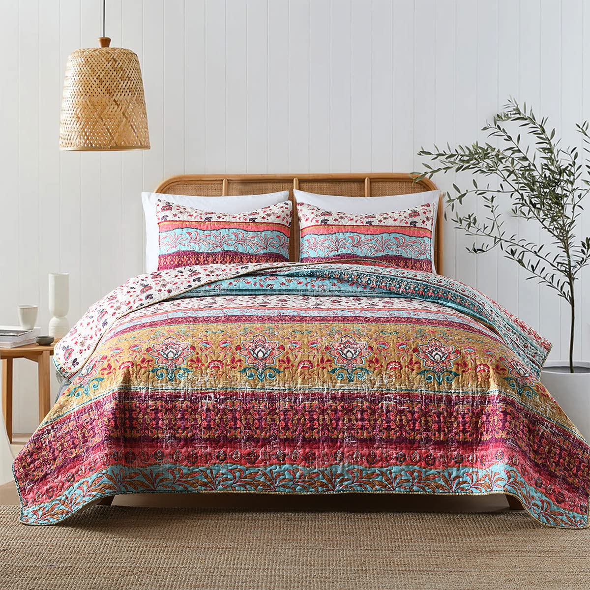 HORIMOTE HOME boho queen quilt bedspread setup highlights floral stripes for a bright, cozy sleep