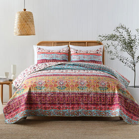 HORIMOTE HOME boho queen quilt bedspread setup highlights floral stripes for a bright, cozy sleep