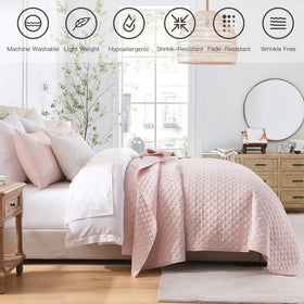 Horimote Home quilt queen on bed demonstrates elegant drape