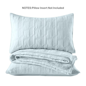 HORIMOTE HOME reversible design offers two looks in one quilt