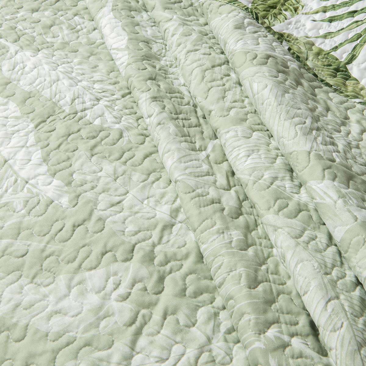 Horimote Home quilt features soft microfiber cover for gentle, breathable comfort
