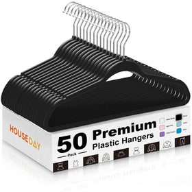 HOUSE DAY black plastic hanger with 360° swivel hook keeps coats neatly hung.