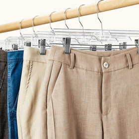 House Day closet organization visuals, uniform hangers create tidy wardrobe.