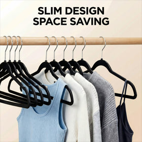 HOUSE DAY non-slip notches prevent garments slipping off hangers.