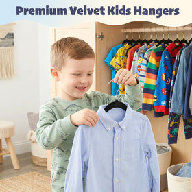 House Day non-slip shoulders with velvet grip prevent slips on delicate fabrics.