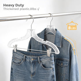 House Day shoulder-notches cradle straps to prevent slipping on tops.