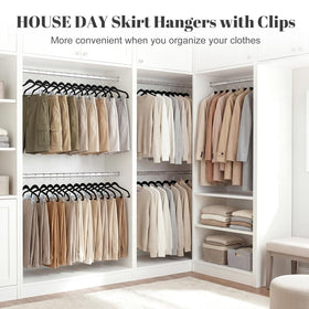 House Day 24-pack organizes wardrobes efficiently for family use.