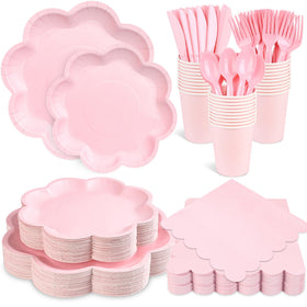 Houuqe pink scalloped plates for elegant baby shower dining.