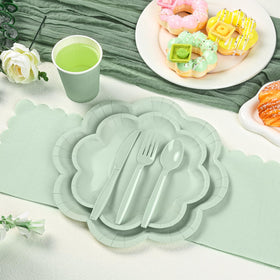 Houuqe sage green paper cups for serving beverages at weddings or parties.