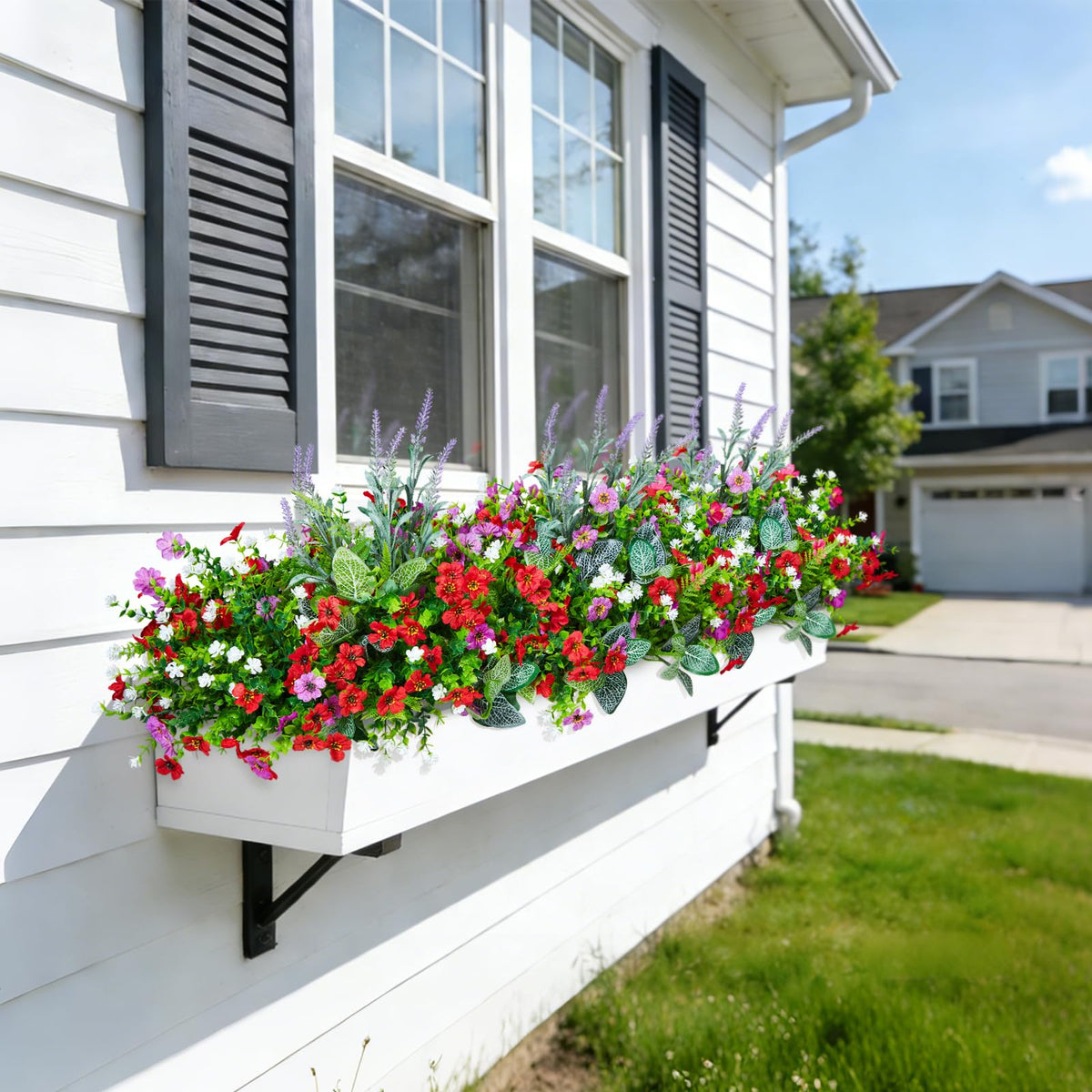 Hrobek detachable flowers and sub-branches enable versatile DIY arrangements