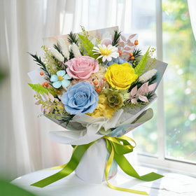 HUACHIPLUS crafted preserved flowers, each piece unique, ensuring a refined, lasting centerpiece.