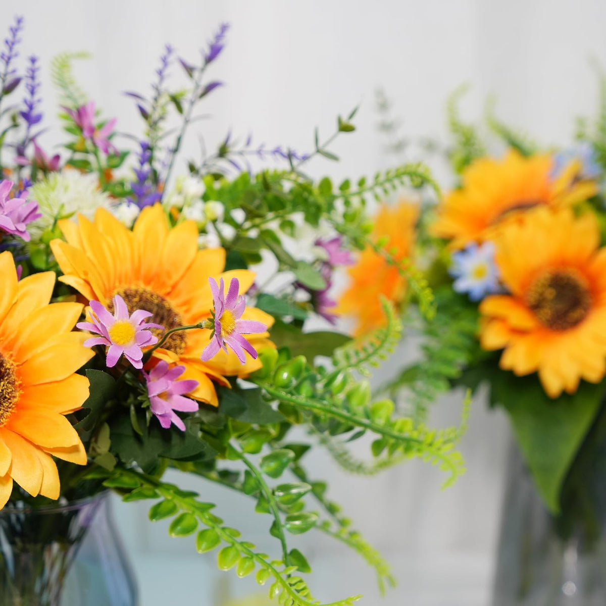 HUAESIN sunflowers arrangement displayed in a vase for indoor use