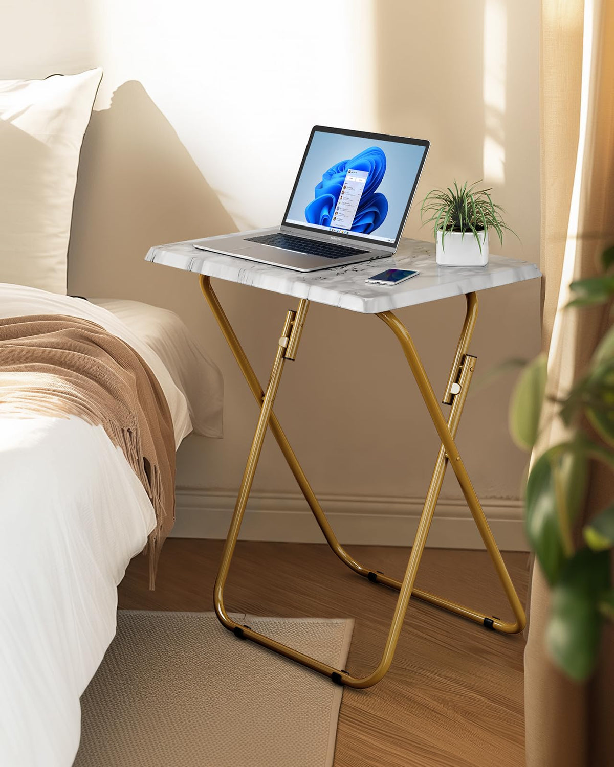HUANUO TV dinner tray in use on sofa for snacks or laptop work