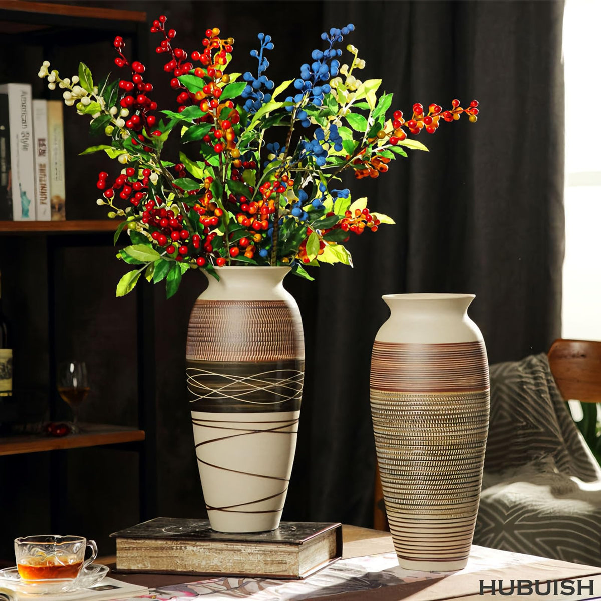 HUBUISH ideal gift vase for weddings, housewarmings, and special occasions.