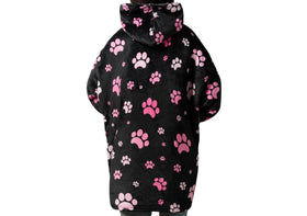 Huglanket oversized flannel hoodie shows soft texture and roomy fit.