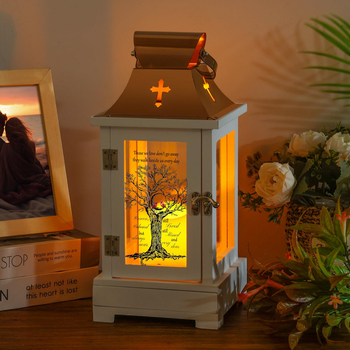 HugMemories memorial lantern arrives in a gift box with a condolence card.