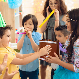 Huhumy durable goodie bags bring festive charm to gatherings.