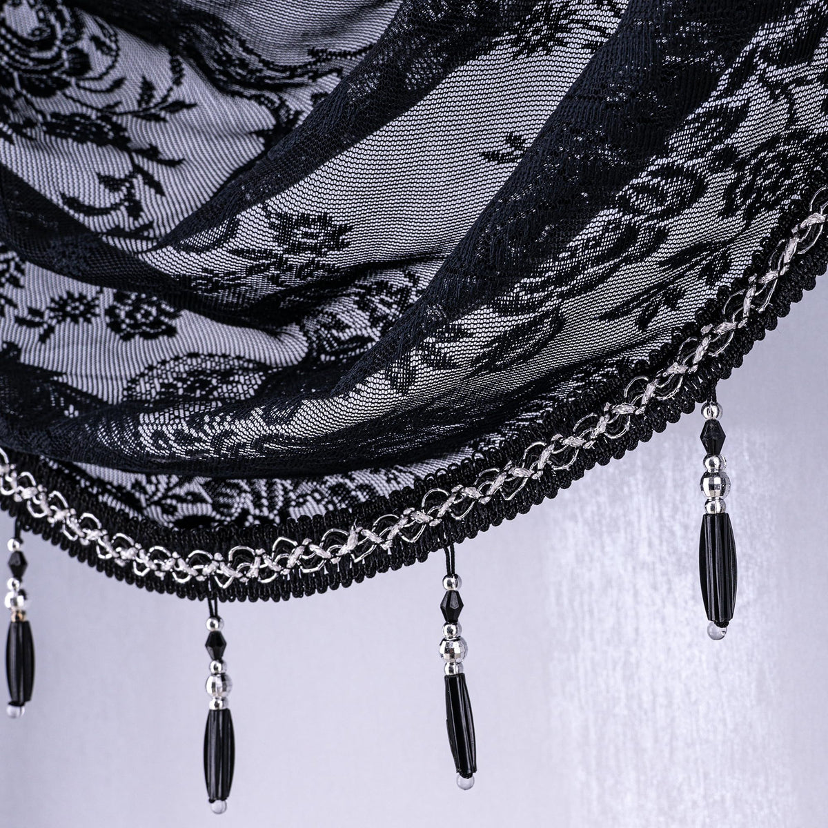 Huierxun living room valance creates a gentle, light-filled ambiance
