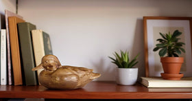 Huitony duck statue in gift-ready packaging suits birthdays, weddings, or housewarmings.
