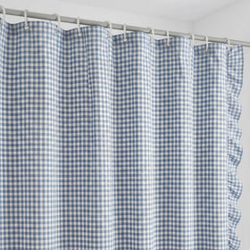 72x72 inch standard size fits most tubs for versatile placement.