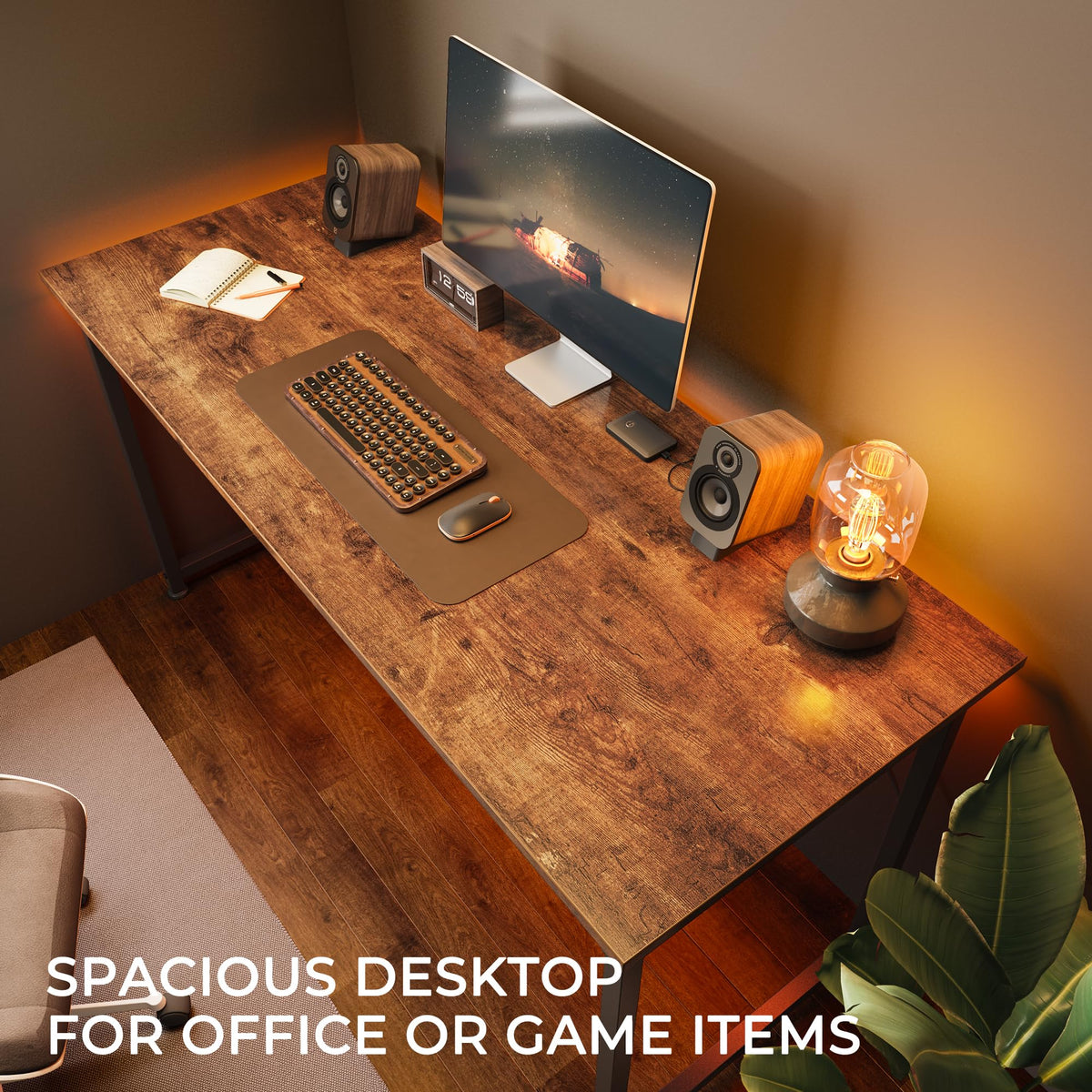 Huuger desk offers large legroom for comfortable movement