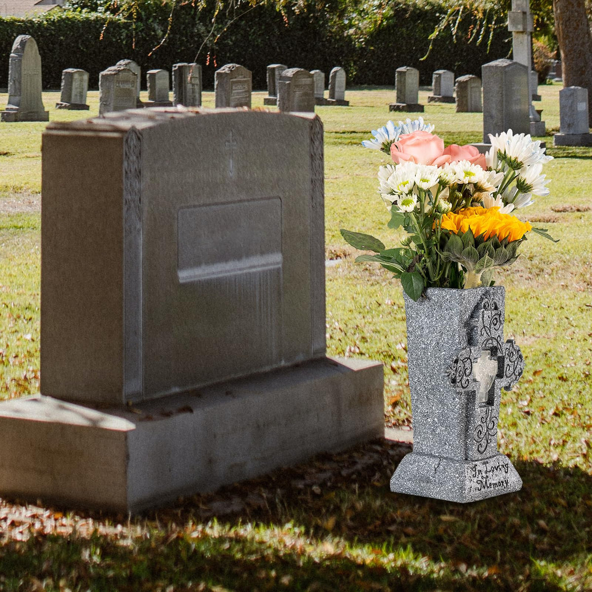HUYIENO memorial gift vase for lasting remembrance.