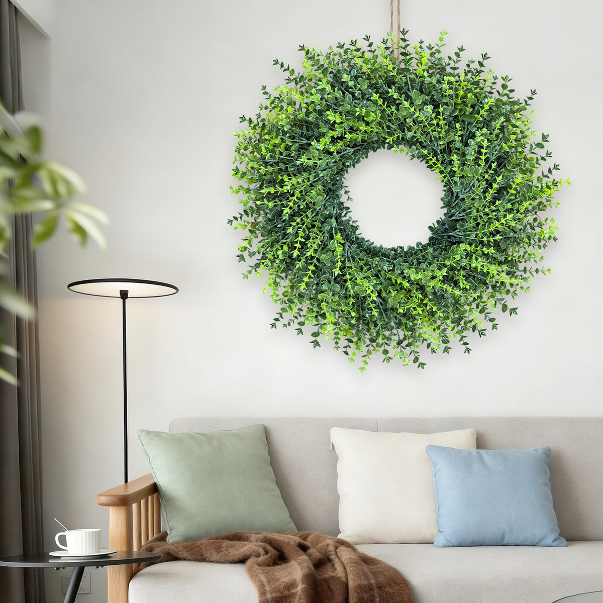 HUZIYAHAN wreath for outdoor spaces with durable leaves on fences or walls.