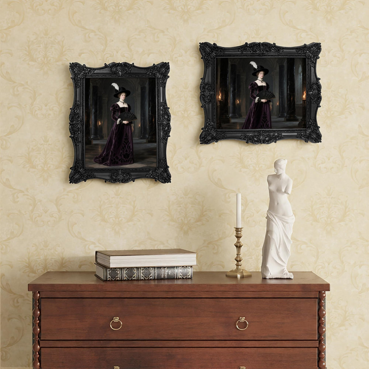 Hwamiora black velvet back protects photos and adds luxe touch.