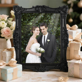 Hwamiora vintage frame decor in cozy living room setup.