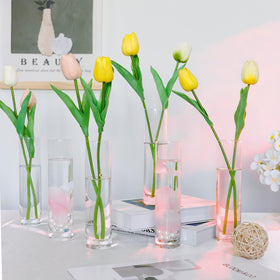 HWASHIN 7.5-inch vase provides versatile home decor and event use