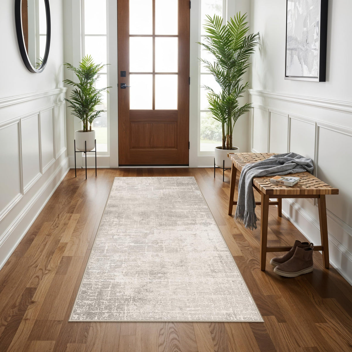 HY HAO YUN LAI stain-resistant kitchen mat helps keep spills contained and floors protected.