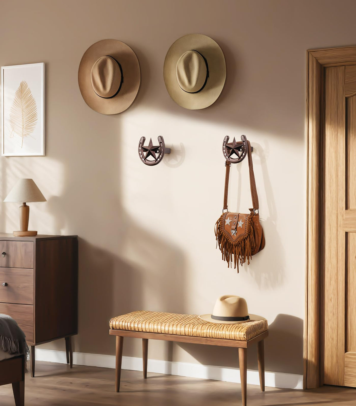 HYDERMUS gift-ready cowboy accessory appeals to western enthusiasts and practical organizers.