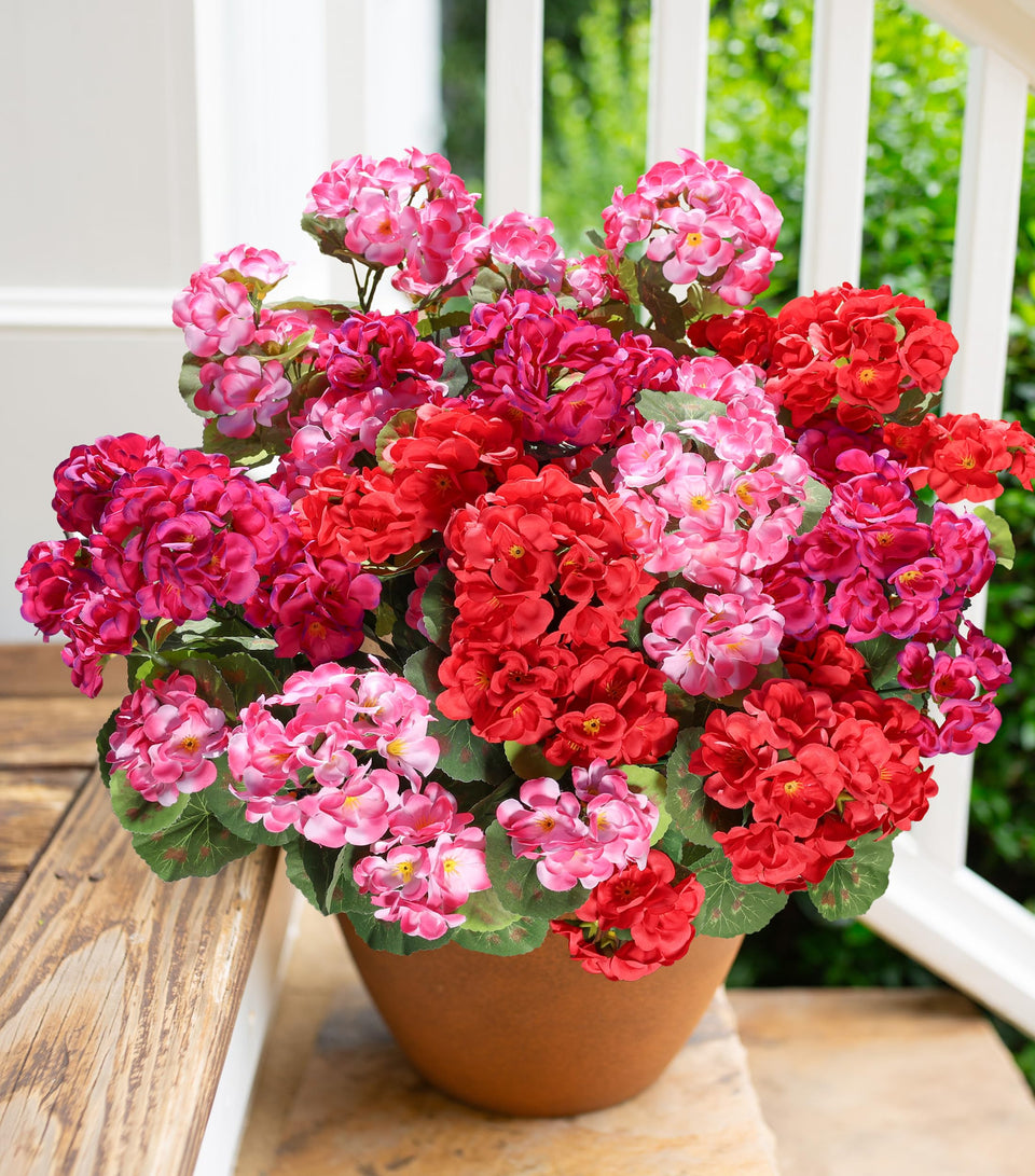 HyeFlora artificial geraniums outdoor six‑bundle set for porch decor.