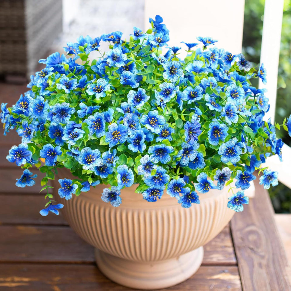 HyeFlora blue daisy bundles with eucalyptus for year-round outdoor decor.