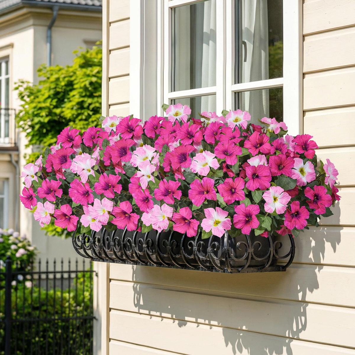 HyeFlora silk petunias waterproof and wind-resistant for outdoor use