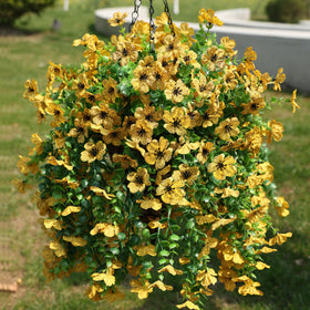 HyeFlora daisy basket suits weddings and events needing natural-looking charm