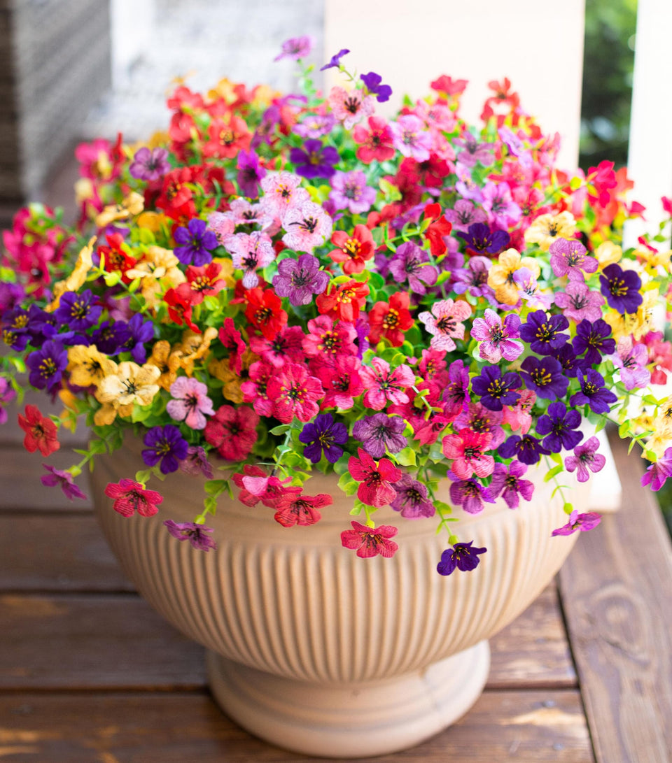 HyeFlora daisy with eucalyptus bundle for outdoor decor, year-round color.